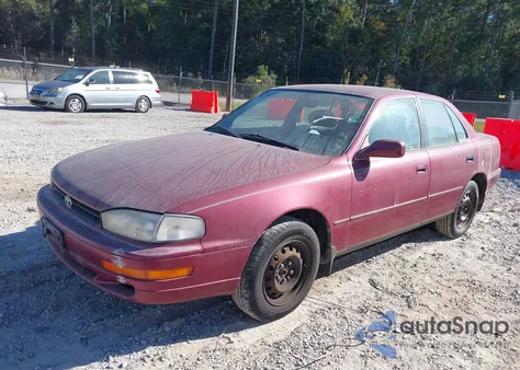 1992 Toyota Camry Le z USA, uszkodzony, nr VIN 4T1SK12E4NU036576